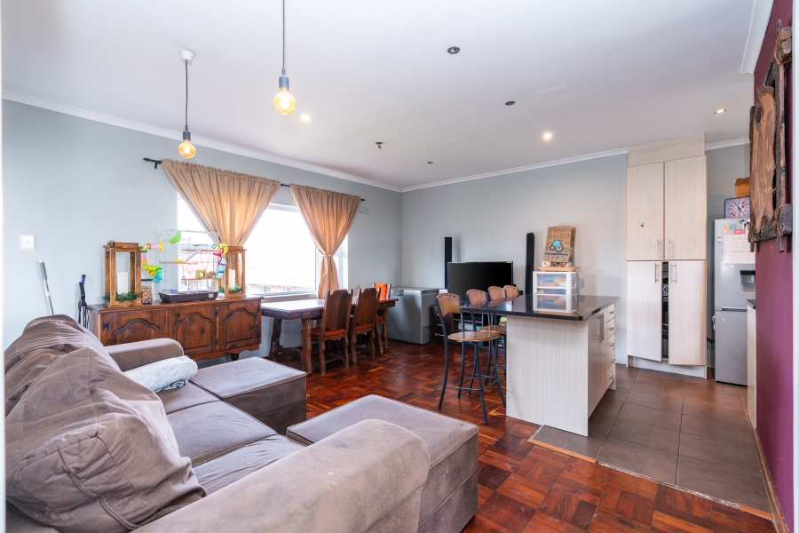 To Let 1 Bedroom Property for Rent in Pinelands Western Cape